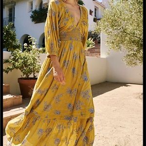 Free people golden hour maxi dress Egyptian palm size small only worn once